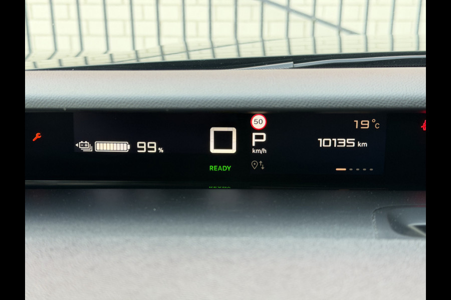 Citroën Ë-C3 Aircross Max 113pk 44 kWh (Camera - Parkeersensoren V+A - Automatische Airco - LED - Navigatie - Apple Carplay - 17"incl 4S - Two Tone)