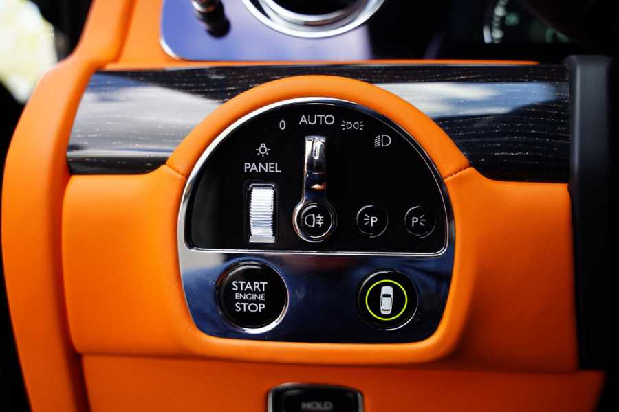 Rolls-Royce Ghost 6.75 V12 Leder Hermes