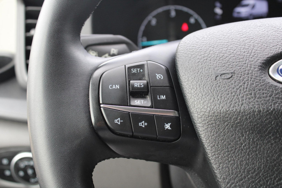 Ford Transit 350L3H2 2,0EcoBlue 96kW Front Trend | Camera | Parkeersensoren | Vloer In Laadruimte | Airco |