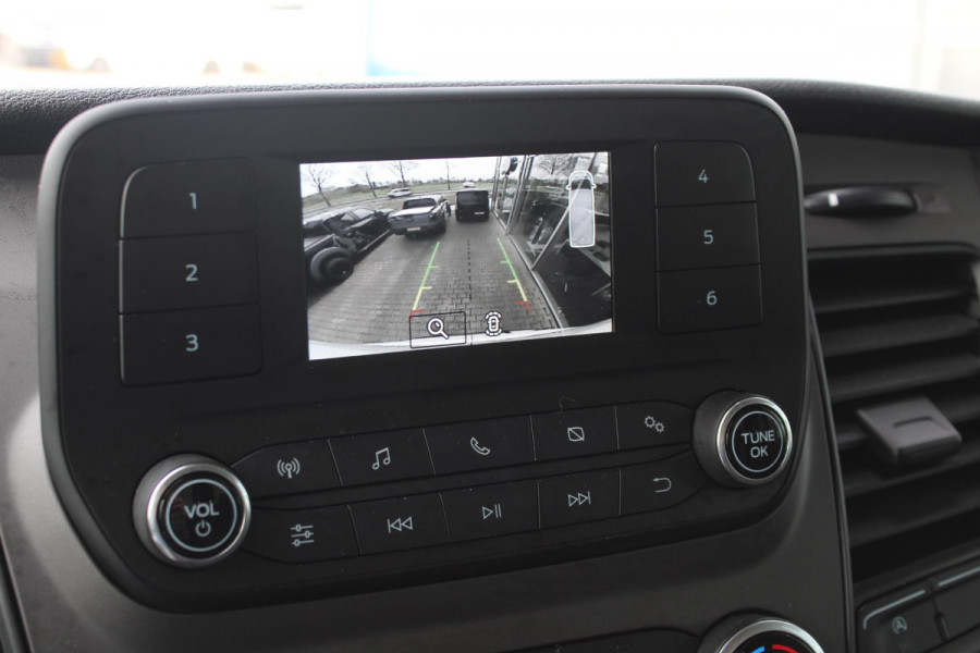 Ford Transit 350L3H2 2,0EcoBlue 96kW Front Trend | Camera | Parkeersensoren | Vloer In Laadruimte | Airco |