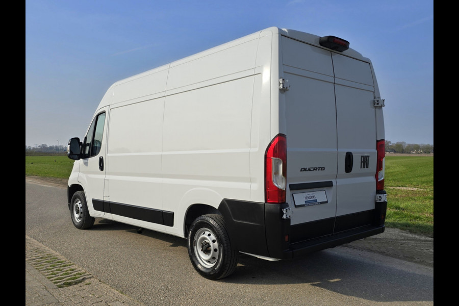 Fiat Ducato 35 2.2 MultiJet L2H2 - 140 Pk - Euro 6 - Navi - ParkeerCamera - Airco - Cruise Control