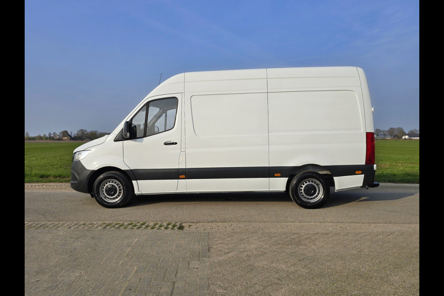 Mercedes-Benz Sprinter 315 1.9 CDI L2 H2 RWD - 150 Pk - Euro 6 - MBUX - ParkeerCamera - Airco - Cruise Control