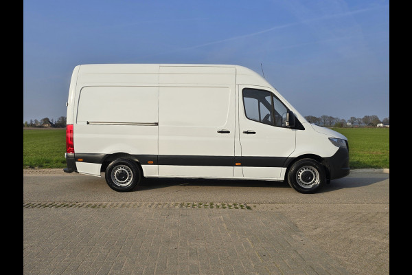 Mercedes-Benz Sprinter 315 1.9 CDI L2 H2 RWD - 150 Pk - Euro 6 - MBUX - ParkeerCamera - Airco - Cruise Control
