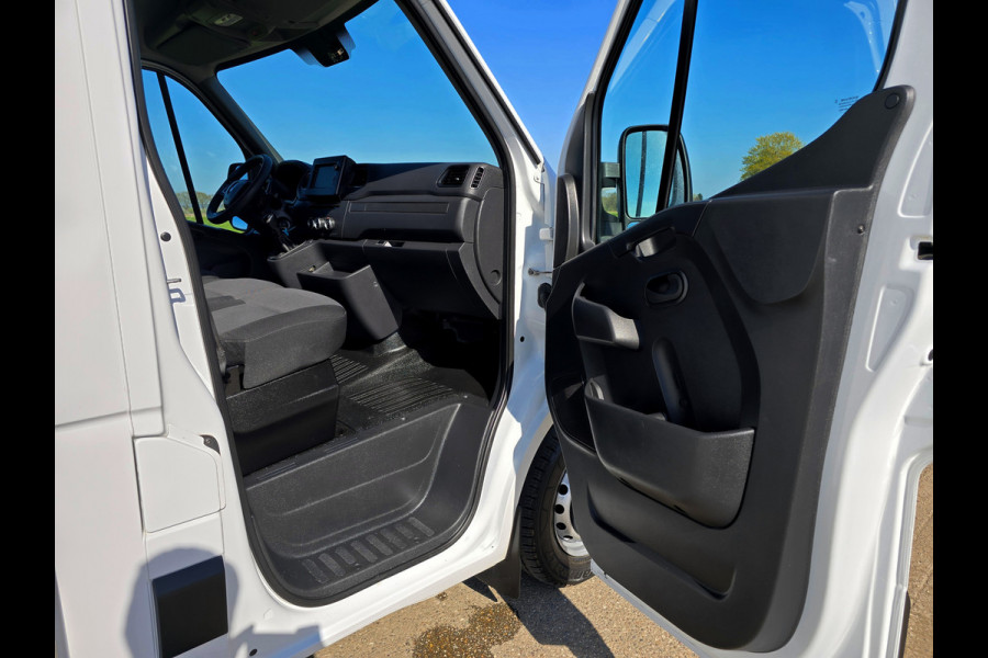 Renault Master T35 2.3 dCi Lowliner - 145 Pk - Euro 6 - Airco - Cruise Control