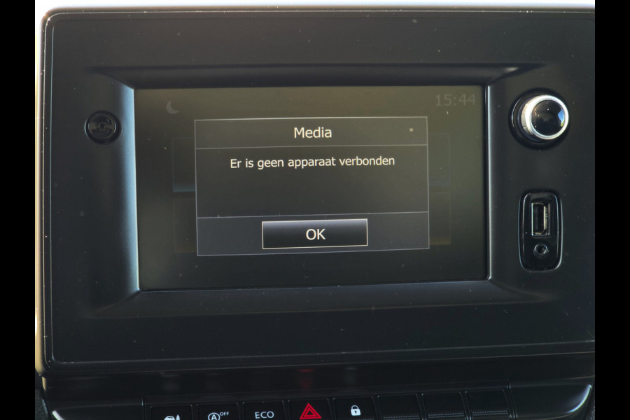 Renault Master T35 2.3 dCi Lowliner - 145 Pk - Euro 6 - Airco - Cruise Control