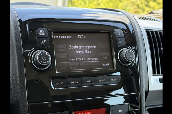 Peugeot Boxer 2.2 BlueHDI 141 PK / EURO 6 / L1H1 / 9 PERSOONS / AIRCO / CRUISE / PERSONENBUS / BLUETOOTH