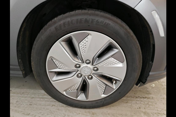 Hyundai Kona EV Comfort 64 kWh NL-AUTO | TREKHAAK | CAMERA | CARPLAY