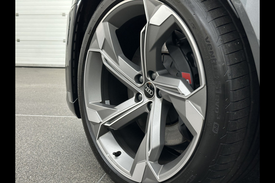 Audi e-tron Sportback S 504pk | RS-Stoelen | Panorama | 360 Camera | Valcona Leder | ACC | B&O Sound | Luchtvering | Soft-Close | Camera Spiegels | Nachtzicht | Keyless-Entry | Head-Up | 4-Zone Clima | Stoelverwarming V+A | Sfeerverlichting | Memory | Carplay |