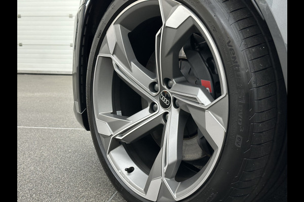 Audi e-tron Sportback S 504pk | RS-Stoelen | Panorama | 360 Camera | Valcona Leder | ACC | B&O Sound | Luchtvering | Soft-Close | Camera Spiegels | Nachtzicht | Keyless-Entry | Head-Up | 4-Zone Clima | Stoelverwarming V+A | Sfeerverlichting | Memory | Carplay |