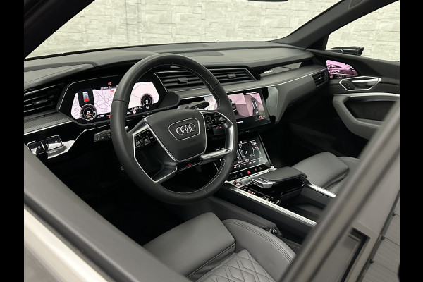Audi e-tron Sportback S 504pk | RS-Stoelen | Panorama | 360 Camera | Valcona Leder | ACC | B&O Sound | Luchtvering | Soft-Close | Camera Spiegels | Nachtzicht | Keyless-Entry | Head-Up | 4-Zone Clima | Stoelverwarming V+A | Sfeerverlichting | Memory | Carplay |