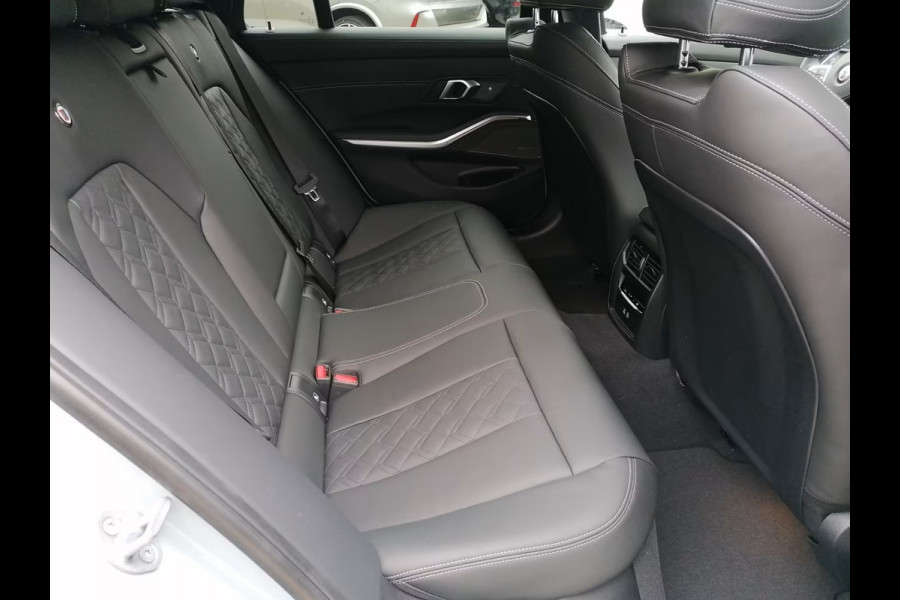 BMW ALPINA B3 Touring 264kW / 495pk - 302 km/h - LED, NAVI+, MERINO LEDER, TREKH, H&K Sound, HuD, ACC ** 1e EIG - Ex. ALPINA.de - UNFALLFREI ** ** INFORMEER OOK NAAR ONZE AANTREKKELIJKE FINANCIAL-LEASE TARIEVEN **