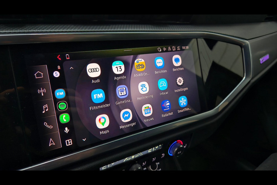 Audi Q3 45 TFSI e 3x S-Line Keyless Camera Matrix Virtual