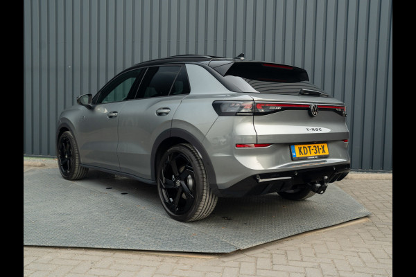 Volkswagen T-Roc 1.5 eTsi R-Line First Edition | Trekhaak wegkl. | 360 Camera | Panodak | Harman/Kardon | Prijs Rijklaar!!