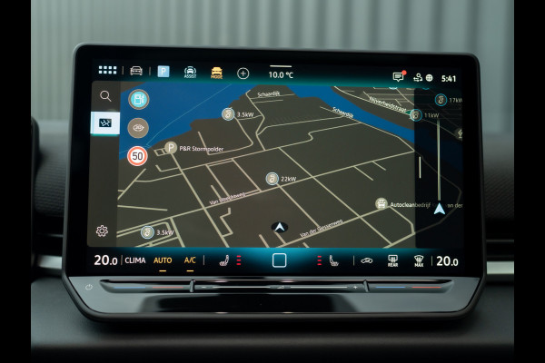 Volkswagen T-Roc 1.5 eTsi R-Line First Edition | Trekhaak wegkl. | 360 Camera | Panodak | Harman/Kardon | Prijs Rijklaar!!