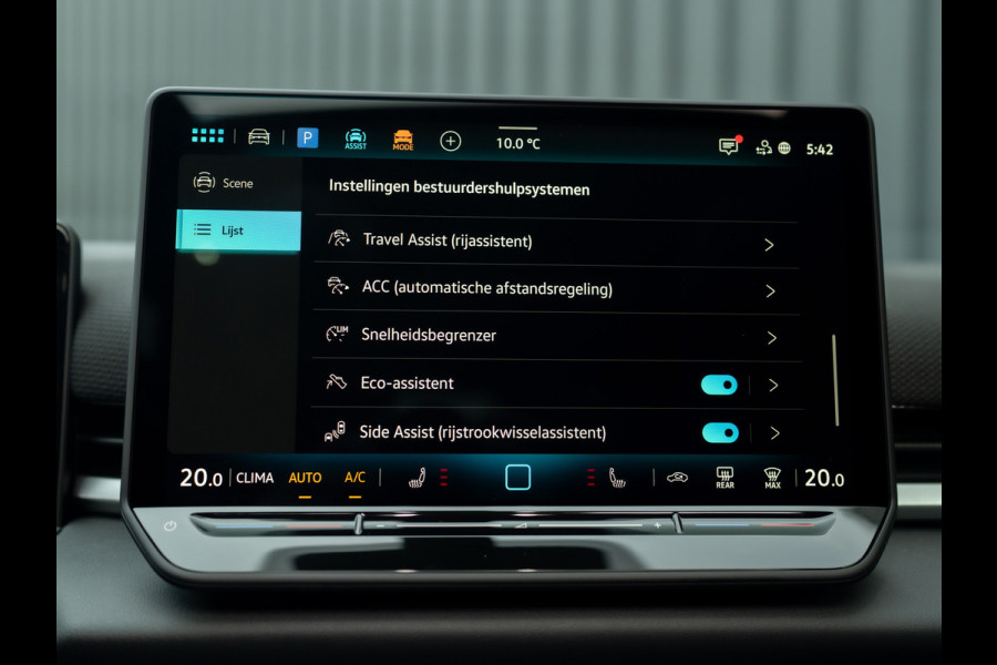 Volkswagen T-Roc 1.5 eTsi R-Line First Edition | Trekhaak wegkl. | 360 Camera | Panodak | Harman/Kardon | Prijs Rijklaar!!