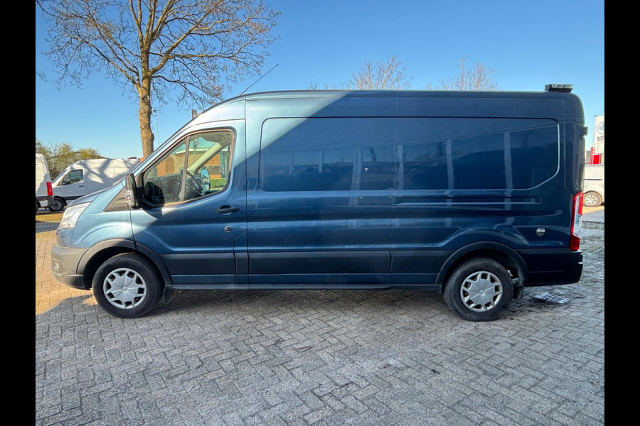 Ford Transit 330 2.0 TDCI L3H2 Trend | 3 Zitplaatsen | Trekhaak | Parkeer Camera | LET OP MOTOR STUK