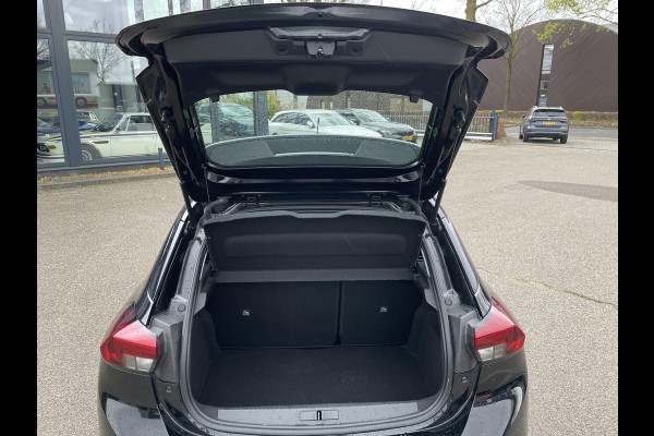 Opel CORSA-E Edition 50 kWh | 3 FASE !!! | SOH 90% | WINTER-PAKKET | STOEL + STUURVERWARMING | CRUISE CONTROL | PARKEERSENSOREN | NAVI | RIJKLAAR MET 12 MND BOVAG GARANTIE |