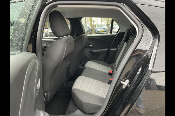 Opel CORSA-E Edition 50 kWh | 3 FASE !!! | SOH 90% | WINTER-PAKKET | STOEL + STUURVERWARMING | CRUISE CONTROL | PARKEERSENSOREN | NAVI | RIJKLAAR MET 12 MND BOVAG GARANTIE |