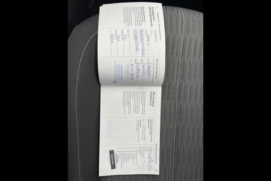 Opel CORSA-E Edition 50 kWh | 3 FASE !!! | SOH 90% | WINTER-PAKKET | STOEL + STUURVERWARMING | CRUISE CONTROL | PARKEERSENSOREN | NAVI | RIJKLAAR MET 12 MND BOVAG GARANTIE |