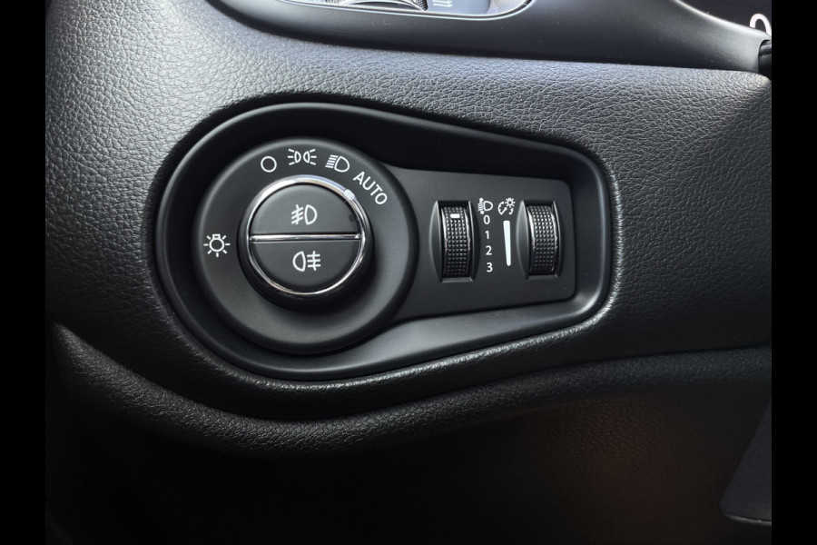 Jeep Renegade 1.5T e-Hybrid Altitude | Nieuw type | Apple/Android Carplay | 17" velgen