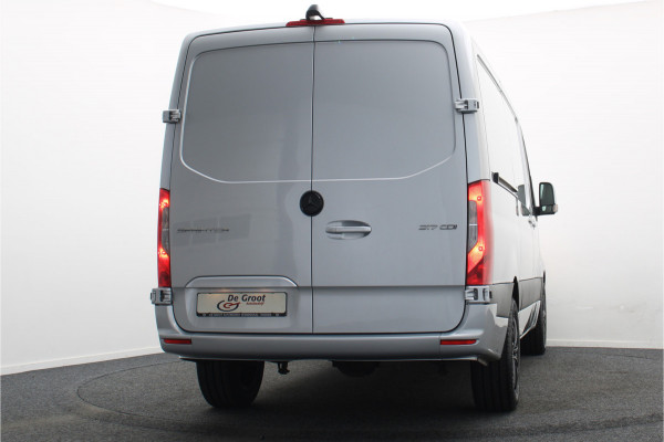 Mercedes-Benz Sprinter 317 CDI Automaat L2H1 3-Zits, Elek. laadklep, Stoelverwarming, Camera, Cruise, Apple Carplay, 18''