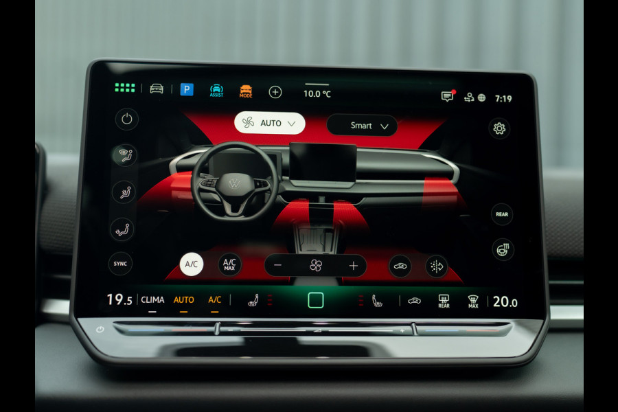 Volkswagen T-Roc 1.5 eTsi R-Line First Edition | Trekhaak wegkl. | 360 Camera | Panodak | Harman/Kardon | Prijs Rijklaar!!