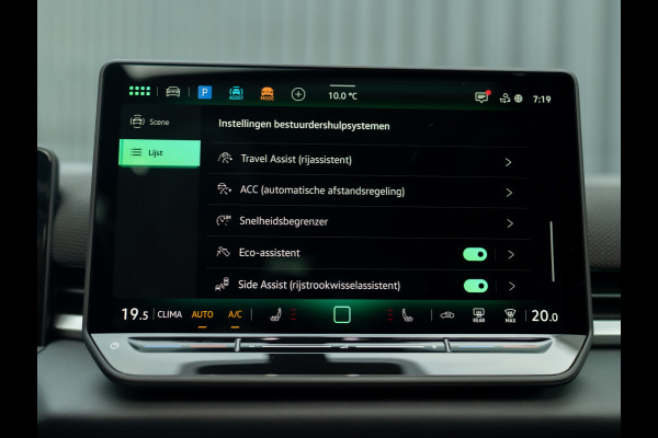 Volkswagen T-Roc 1.5 eTsi R-Line First Edition | Trekhaak wegkl. | 360 Camera | Panodak | Harman/Kardon | Prijs Rijklaar!!