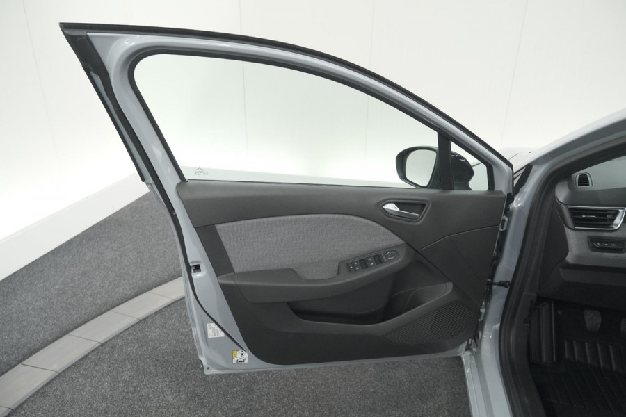 Renault Clio TCe 90 GPF techno | 360 Camera | Adaptieve Cruise Control | 9.3 Inch Groot Scherm
