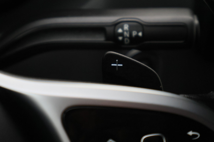 Mercedes-Benz Sprinter 317 CDI Automaat L2H1 3-Zits, Elek. laadklep, Stoelverwarming, Camera, Cruise, Apple Carplay, 18''