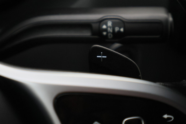 Mercedes-Benz Sprinter 317 CDI Automaat L2H1 3-Zits, Elek. laadklep, Stoelverwarming, Camera, Cruise, Apple Carplay, 18''