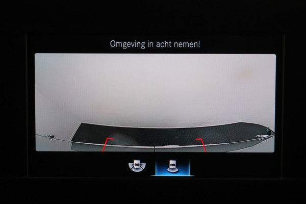 Mercedes-Benz Sprinter 317 CDI Automaat L2H1 3-Zits, Elek. laadklep, Stoelverwarming, Camera, Cruise, Apple Carplay, 18''