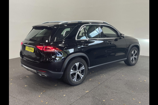 Mercedes-Benz GLE 350 e 4MATIC Navigatie Apple Carplay/Android Auto 360 Camera Parkeersensoren Head-up-display Cruise Control Stoelverwarming voor en achter Stuurverwarming Sfeerverlichting Virtual Cockpit Climate Control