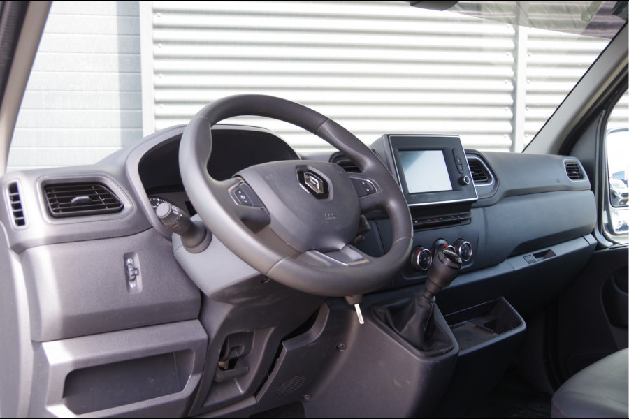 Renault Master 2.3 dCi 135PK L2H2 Work Edition TREKHAAK, CAMERA, NAVI, CRUISE, AIRCO, LANE ASSIST, DODE HOEK DETECTIE, PARKEERSENSOREN, NL AUTO