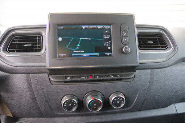 Renault Master 2.3 dCi 135PK L2H2 Work Edition TREKHAAK, CAMERA, NAVI, CRUISE, AIRCO, LANE ASSIST, DODE HOEK DETECTIE, PARKEERSENSOREN, NL AUTO
