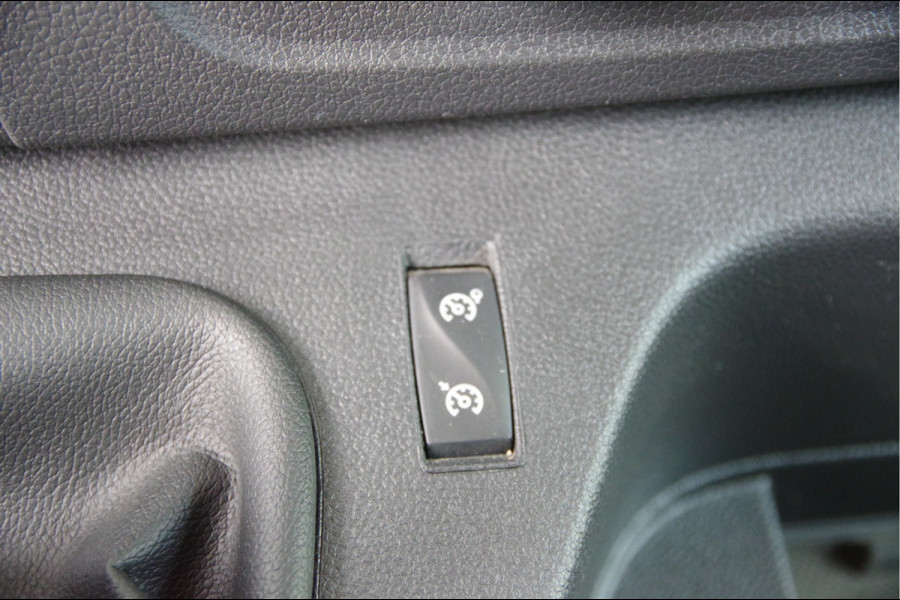 Renault Master 2.3 dCi 135PK L2H2 Work Edition TREKHAAK, CAMERA, NAVI, CRUISE, AIRCO, LANE ASSIST, DODE HOEK DETECTIE, PARKEERSENSOREN, NL AUTO