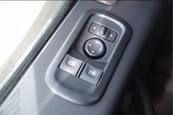 Renault Master 2.3 dCi 135PK L2H2 Work Edition TREKHAAK, CAMERA, NAVI, CRUISE, AIRCO, LANE ASSIST, DODE HOEK DETECTIE, PARKEERSENSOREN, NL AUTO