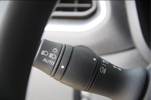 Renault Master 2.3 dCi 135PK L2H2 Work Edition TREKHAAK, CAMERA, NAVI, CRUISE, AIRCO, LANE ASSIST, DODE HOEK DETECTIE, PARKEERSENSOREN, NL AUTO