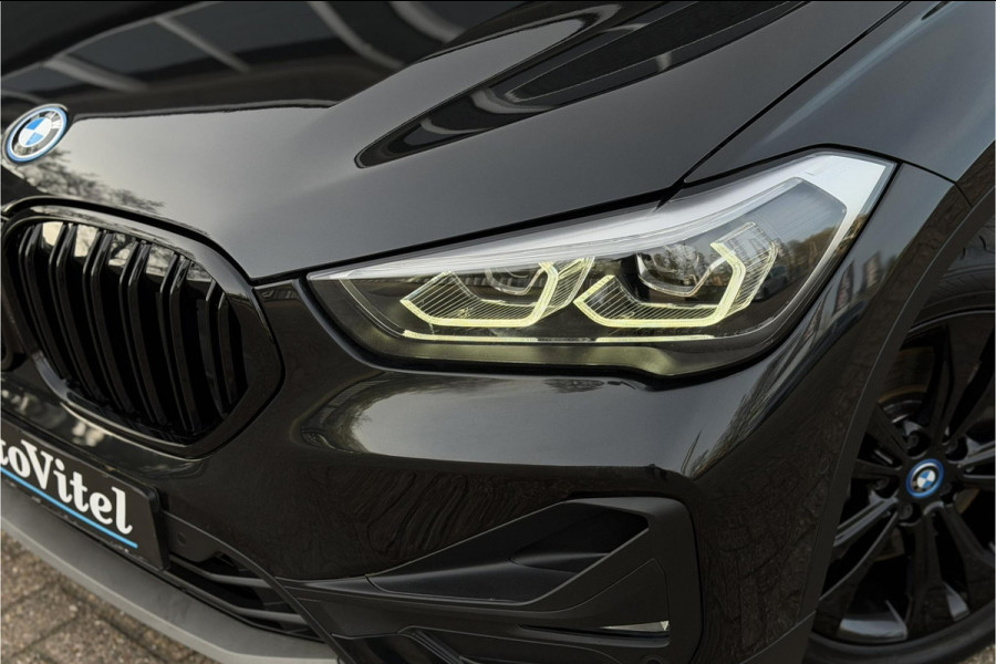 BMW X1 xDrive25e | PDC V+A | Leder | Sportstuur | NAVI | LED | 20x op voorraad