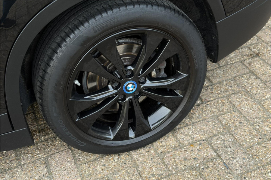 BMW X1 xDrive25e | PDC V+A | Leder | Sportstuur | NAVI | LED | 20x op voorraad