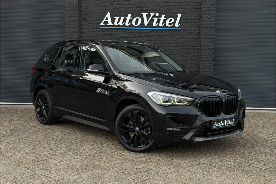 BMW X1 xDrive25e | PDC V+A | Leder | Sportstuur | NAVI | LED | 20x op voorraad