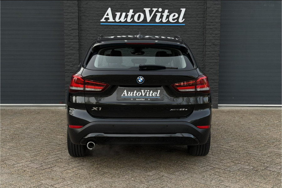 BMW X1 xDrive25e | PDC V+A | Leder | Sportstuur | NAVI | LED | 20x op voorraad