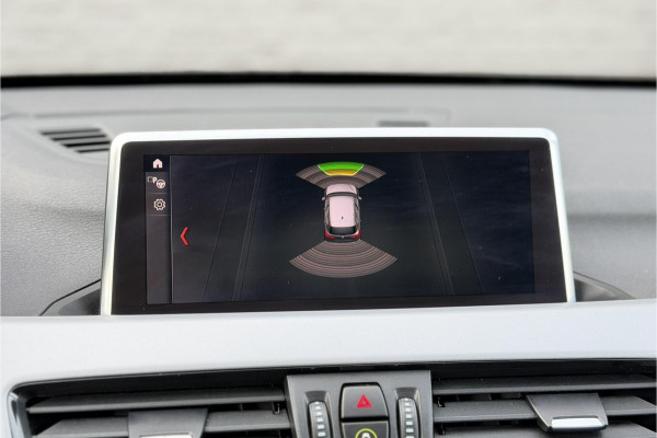 BMW X1 xDrive25e | PDC V+A | Leder | Sportstuur | NAVI | LED | 20x op voorraad