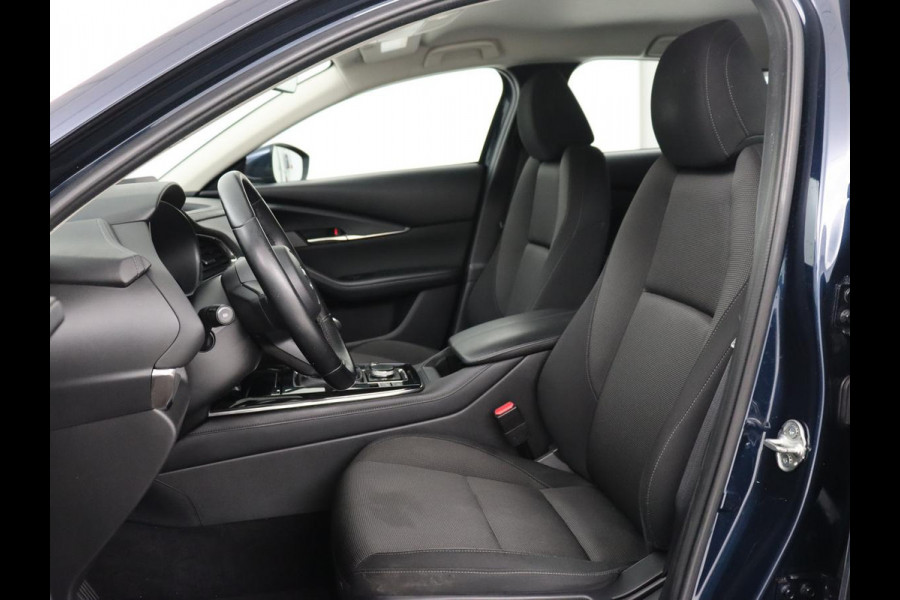 Mazda CX-30 2.0 e-SkyActiv-X M Hybrid Comfort | Stoel & stuurverwarming | Head-Up | Adaptive cruise | Carplay | Camera | Navigatie | 18'' | Keyless | Climate control | Bluetooth
