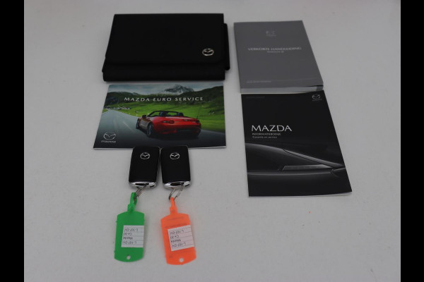 Mazda CX-30 2.0 e-SkyActiv-X M Hybrid Comfort | Stoel & stuurverwarming | Head-Up | Adaptive cruise | Carplay | Camera | Navigatie | 18'' | Keyless | Climate control | Bluetooth