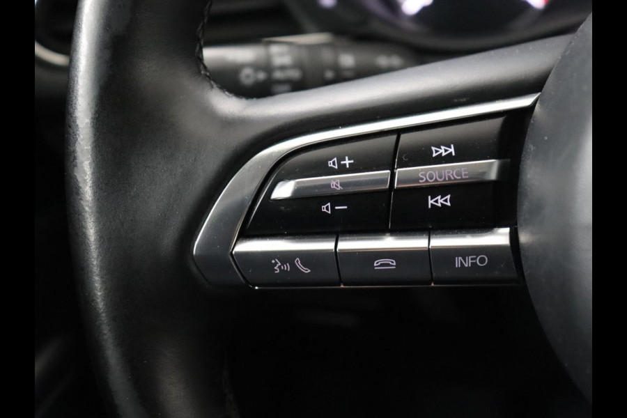 Mazda CX-30 2.0 e-SkyActiv-X M Hybrid Comfort | Stoel & stuurverwarming | Head-Up | Adaptive cruise | Carplay | Camera | Navigatie | 18'' | Keyless | Climate control | Bluetooth