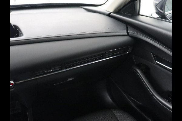 Mazda CX-30 2.0 e-SkyActiv-X M Hybrid Comfort | Stoel & stuurverwarming | Head-Up | Adaptive cruise | Carplay | Camera | Navigatie | 18'' | Keyless | Climate control | Bluetooth