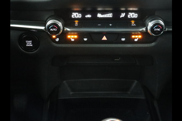 Mazda CX-30 2.0 e-SkyActiv-X M Hybrid Comfort | Stoel & stuurverwarming | Head-Up | Adaptive cruise | Carplay | Camera | Navigatie | 18'' | Keyless | Climate control | Bluetooth