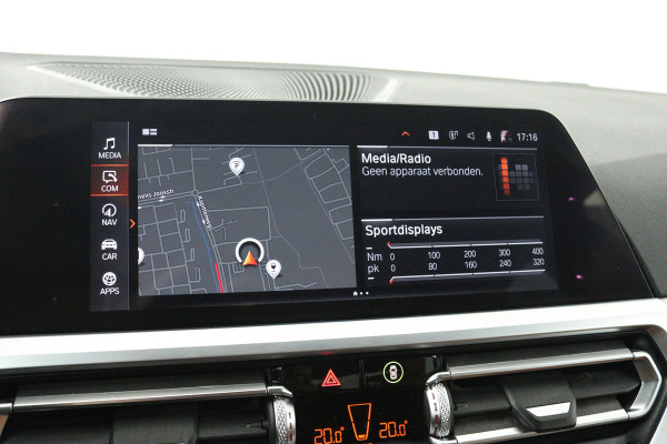 BMW 3-serie 330i High Executive Edition (STOELVERWARMING, SFEERVERLICHTING, ACHTERUITRIJCAMERA, NAVIGATIE, PARKEERSENSOREN)