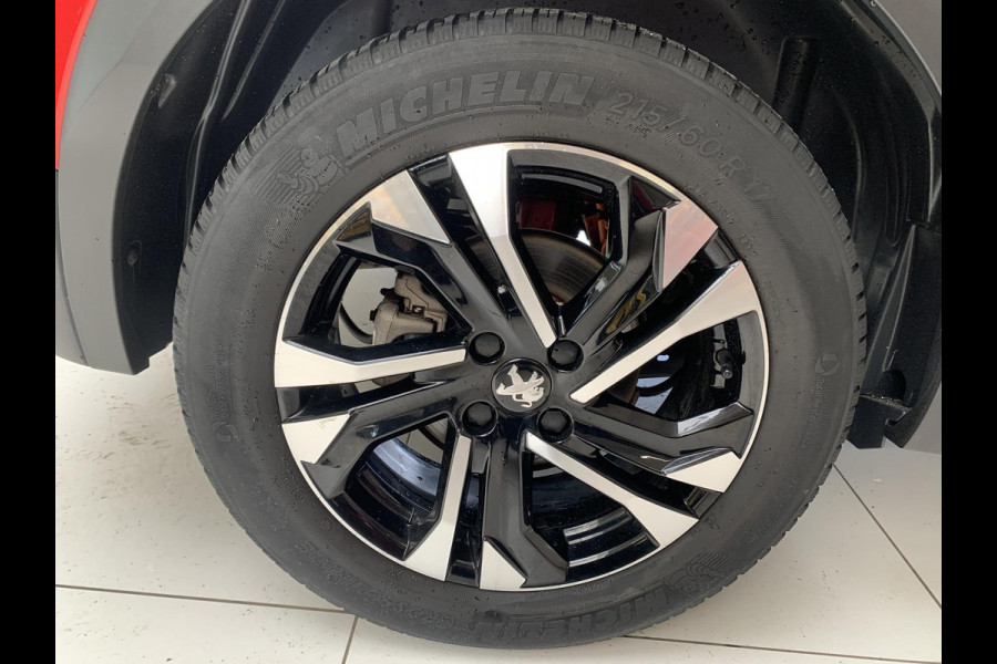 Peugeot e-2008 EV Allure Pack 50 kWh Navigatie, lichtmetalen velgen, automaat.