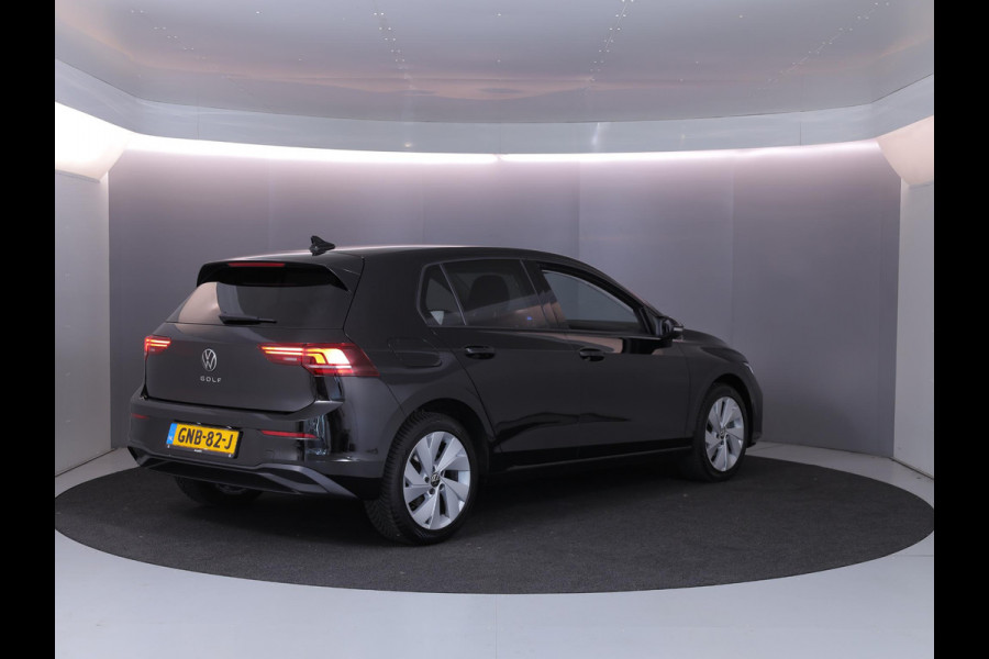 Volkswagen Golf Life Edition 1.5 TSI 116 pk | Verlengde garantie | Navigatie via App | Parkeersensoren | Adaptieve cruise control | LED koplampen |